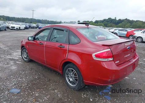 2010 Ford Focus Se z USA, uszkodzony, nr VIN 1FAHP3FN0AW203770